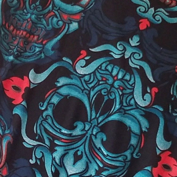 Antique skulls leggings - Picture 3 of 3